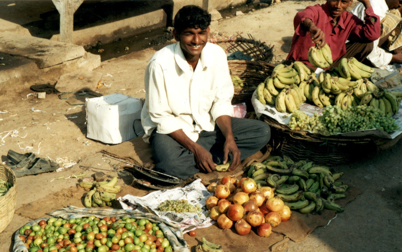 varanasi-vendor-jujubes.jpg